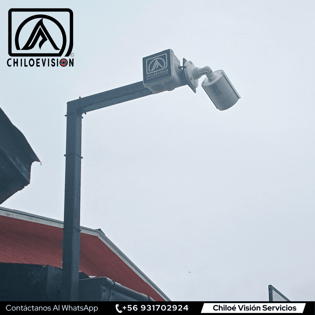 Instalación de Cámaras de Seguridad CCTV con Soporte Metálico en Ancud