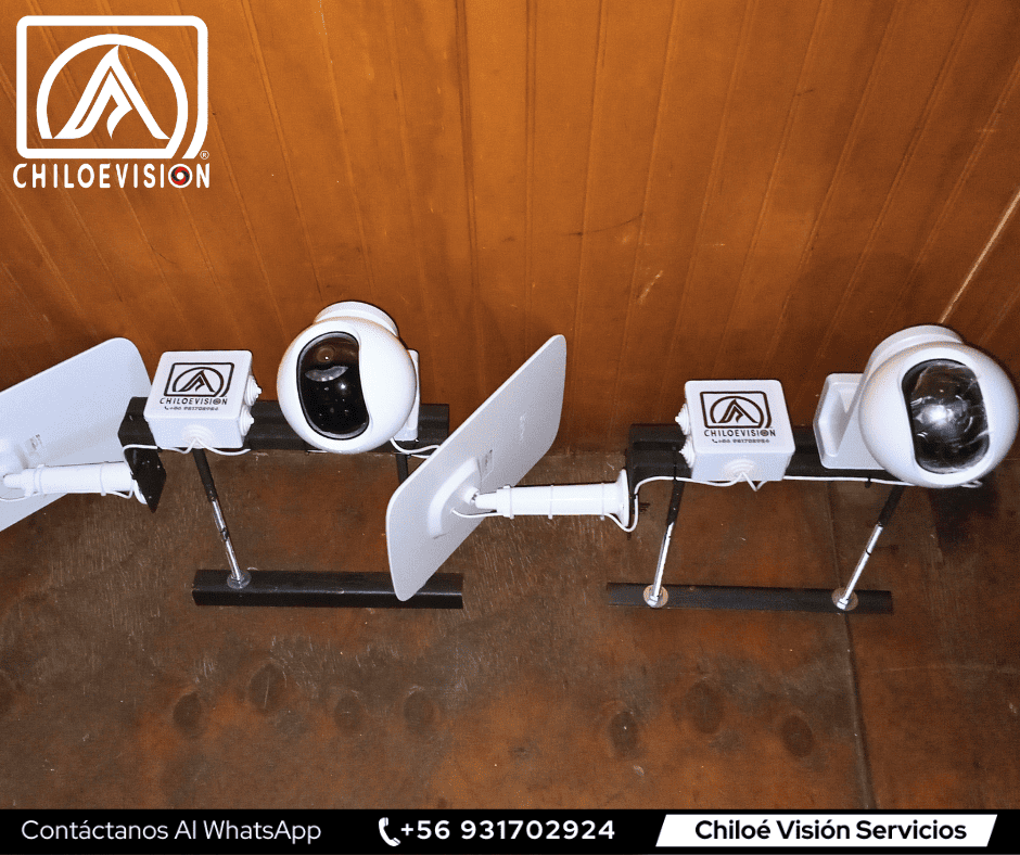 Cámara Solar EZVIZ con Soporte Metálico