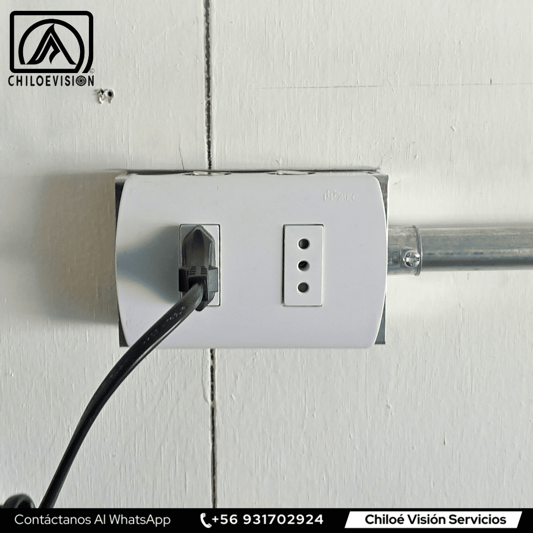 Cambio e instalación de enchufes en Queilén por corto circuito